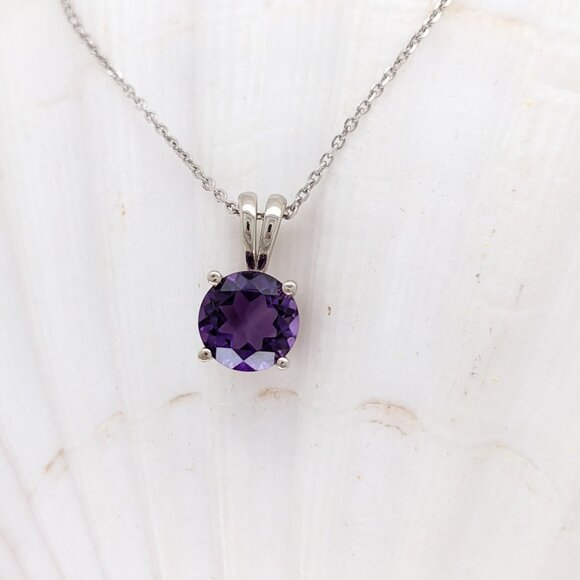 Zambian Amethyst Pendant in Solid 14K Gold | 7mm Round Shape - Picture 4 of 7